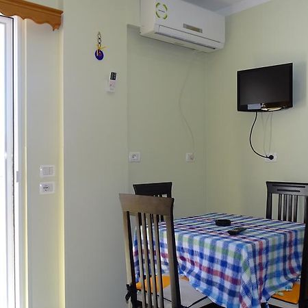 Modern Sea View Apartment Ksamil Zewnętrze zdjęcie